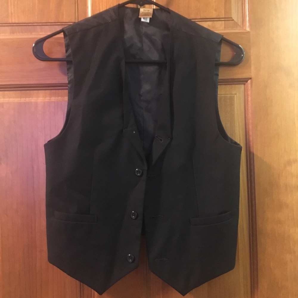 Black vest